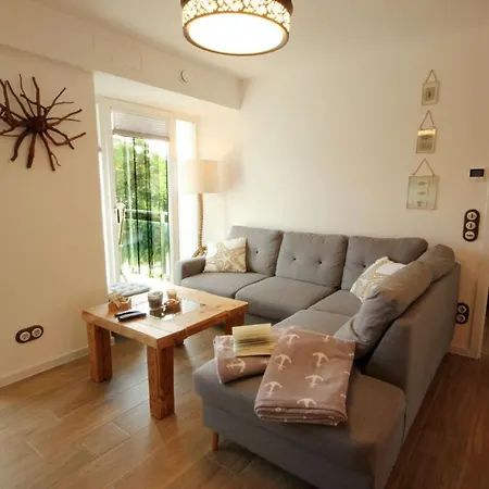 Apartment Prora - Moderne Mit Balkon, Strandkorb Am Und Gemeinschaftssauna - Njoerd *